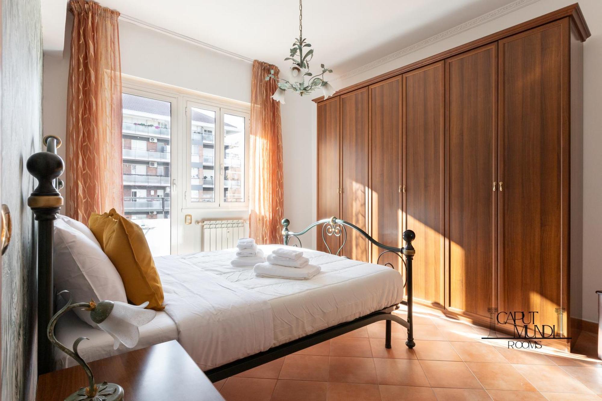 Caput Mundi Rooms - 100Mt To Metro A, Terrace, A-C, 15 Min To Center Rome Exterior photo